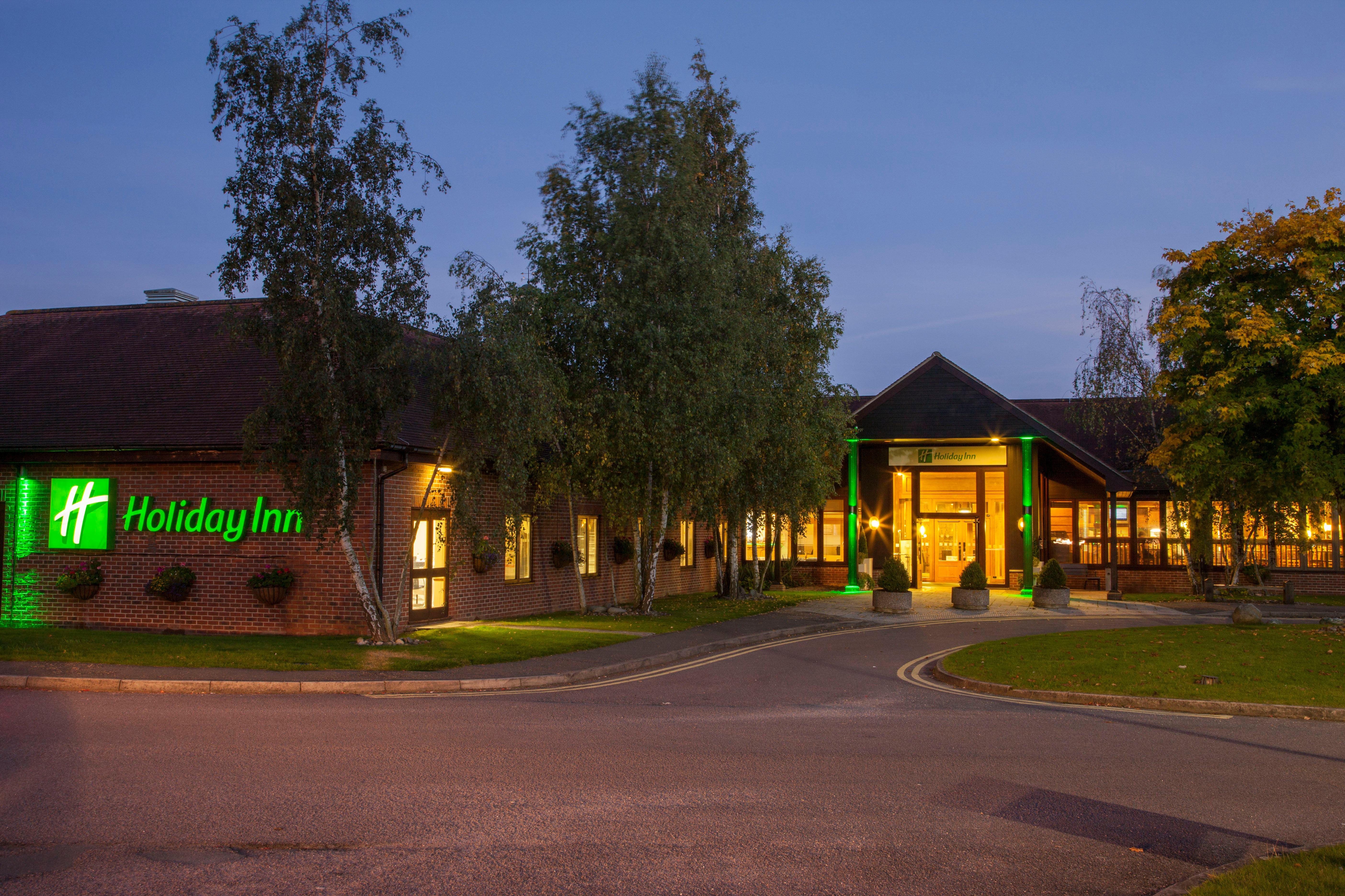 Holiday Inn Colchester By Ihg Екстериор снимка